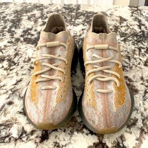 Yeezy Boost 380 size 7.5 women 6.5 men